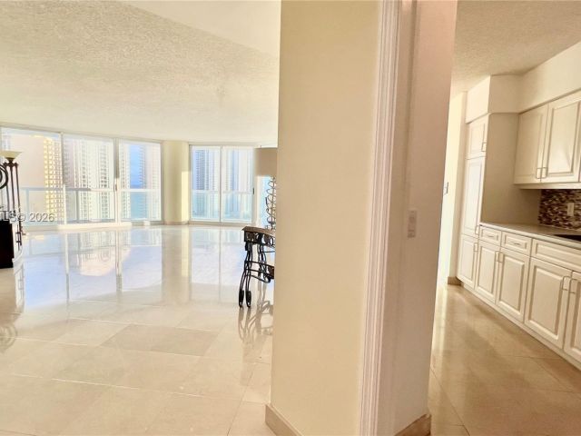 Квартира в аренду номер2143 - фото 7431468