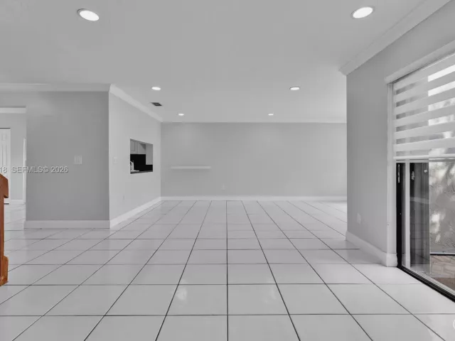 Дом в аренду по адресу 11668 SW 91st Ter 11668 - фото 7565478