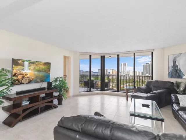 Продажа квартиры #417 - фото 7264677