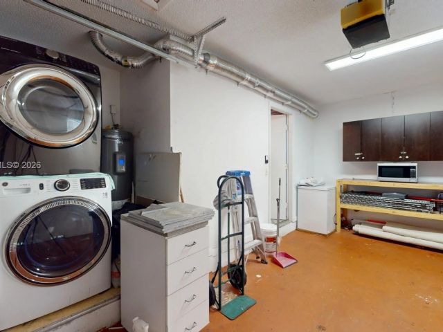 Дом в аренду по адресу 11045 Neptune Dr 11045 - фото 7429690