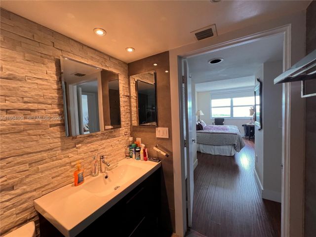 Продажа квартиры #2110 - фото 7332193