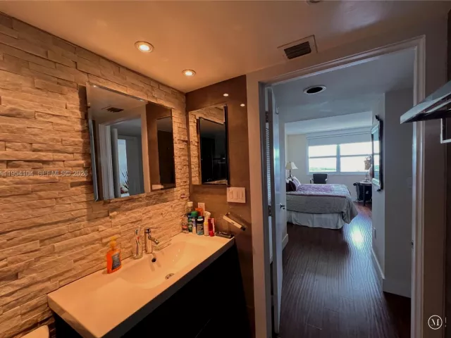 Продажа квартиры #2110 - фото 7332193