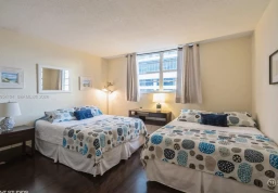 Квартира #10B