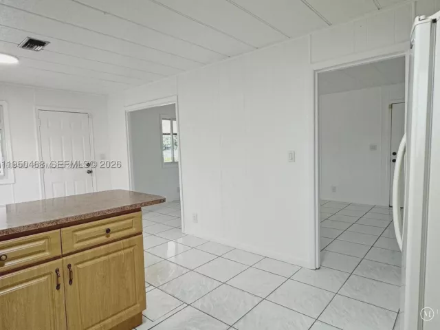 Продажа дома по адресу 2982 NW 95th St - фото 9264442