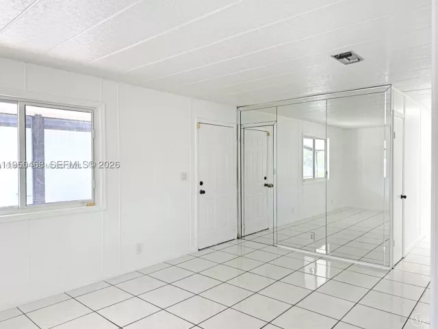 Продажа дома по адресу 2982 NW 95th St - фото 9264445