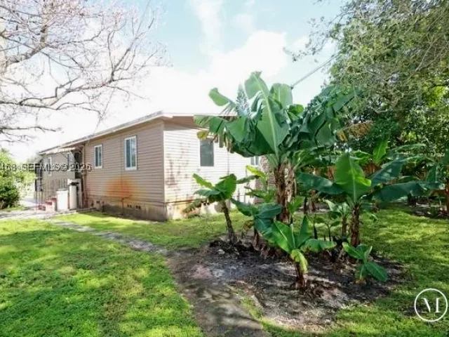 Продажа дома по адресу 2982 NW 95th St - фото 9264461