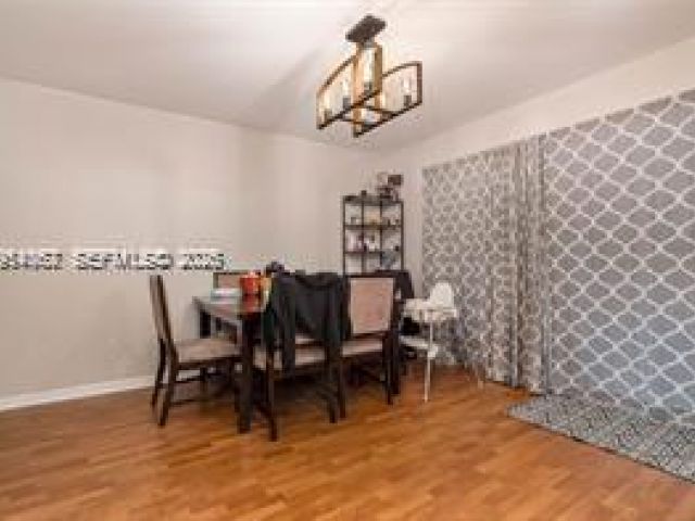 Дом в аренду по адресу 12152 SW 49th Ct - фото 7430450