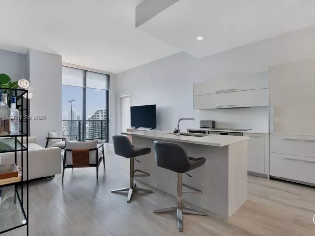 Квартира в аренду номерLPH-4609 - фото 7293524