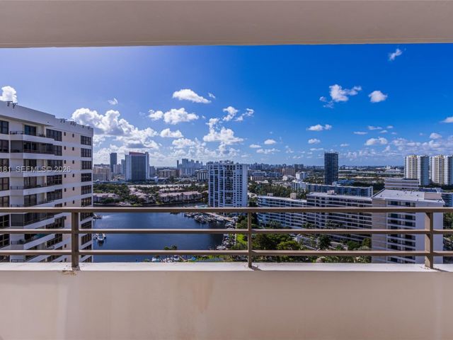 Продажа квартиры #2315 - фото 7434086