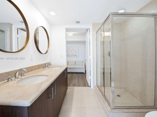 Продажа квартиры #3904 - фото 7266535