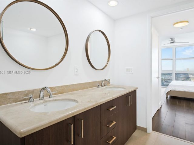 Продажа квартиры #3904 - фото 7266542