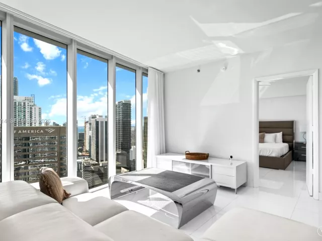 Продажа квартиры #4410 - фото 7265965