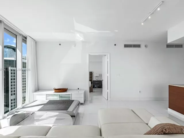 Продажа квартиры #4410 - фото 7265966