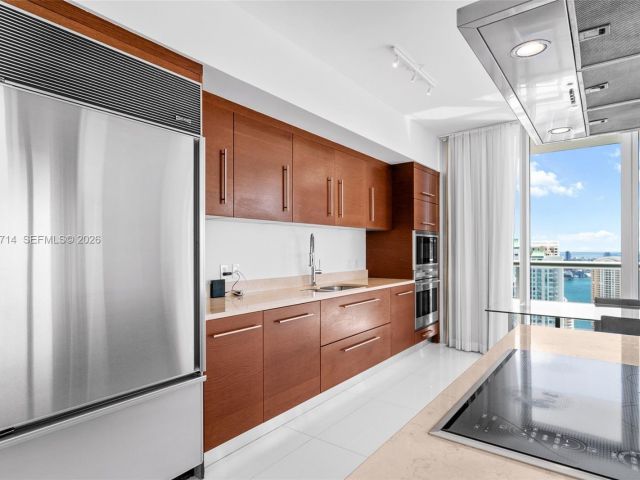 Продажа квартиры #4410 - фото 7265976