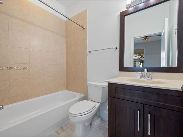 Продажа дома по адресу 4184 Cascada Cir - фото 7266688