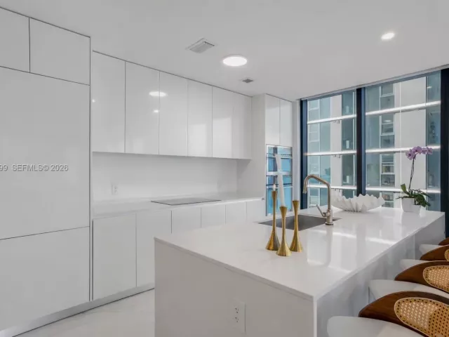 Продажа квартиры #901 - фото 7270666