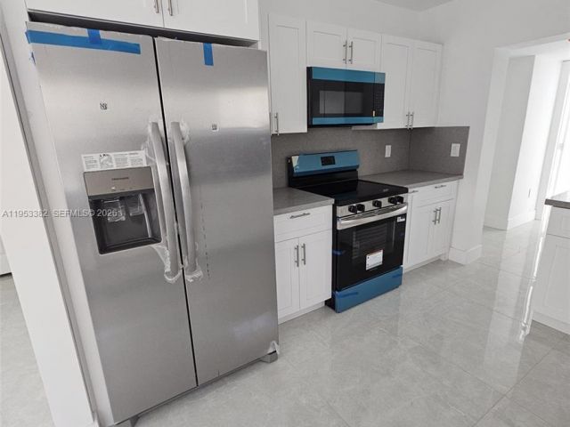 Дом в аренду по адресу 2488 SW 6th Ct 0 - фото 7431663