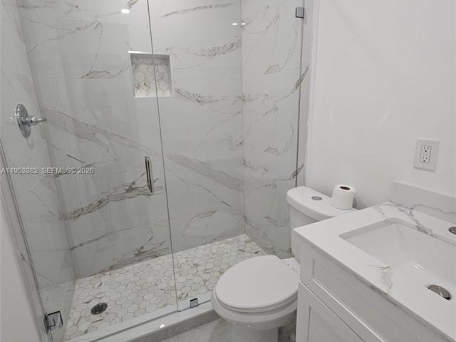 Дом в аренду по адресу 2488 SW 6th Ct 0 - фото 7431673