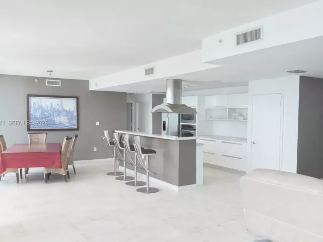 Продажа квартиры #1112 - фото 7267164