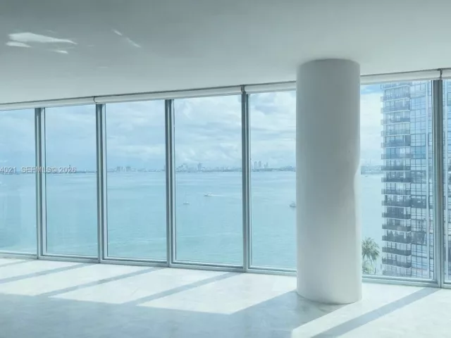 Продажа квартиры #1112 - фото 7267165