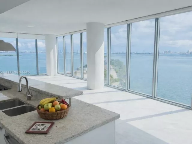 Продажа квартиры #1112 - фото 7267166