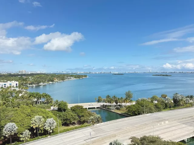 Продажа квартиры #1112 - фото 7267152