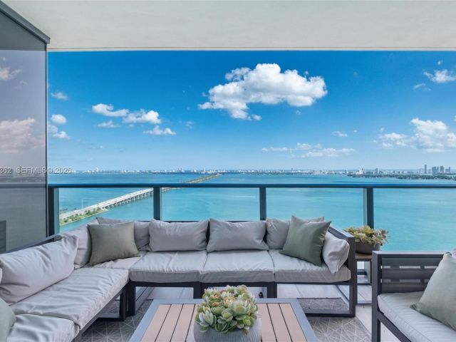 Продажа квартиры #3605 - фото 7267826