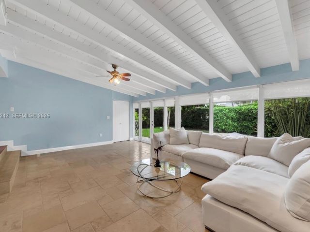 Продажа дома по адресу 1200 El Rado St - фото 7267692