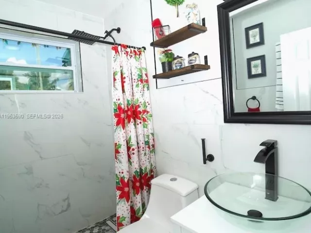 Продажа дома по адресу 10910 SW 217th Ter - фото 7267437