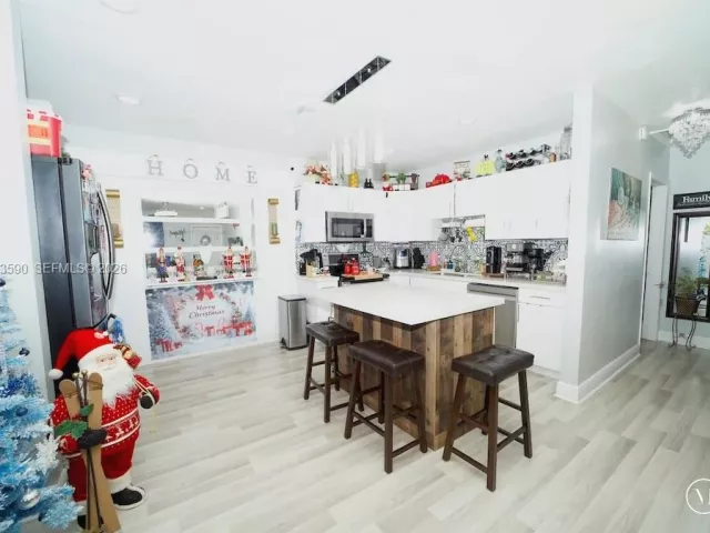 Продажа дома по адресу 10910 SW 217th Ter - фото 7267441