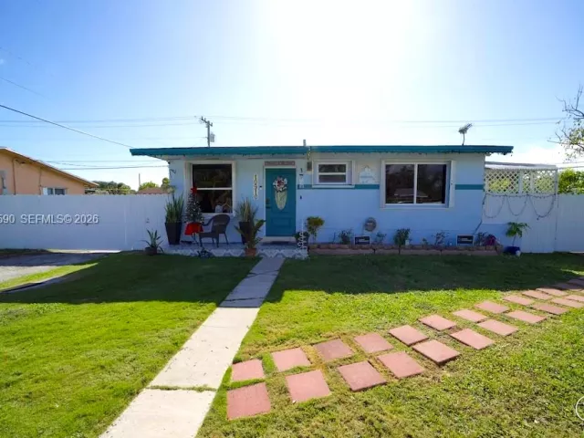 Продажа дома по адресу 10910 SW 217th Ter - фото 7267446