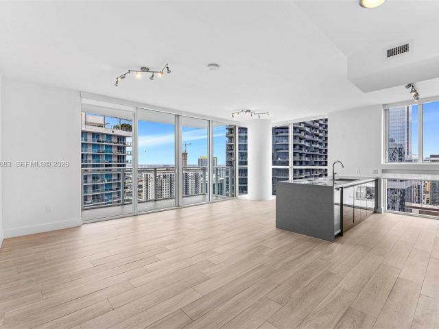 Продажа квартиры #3909 - фото 7283852