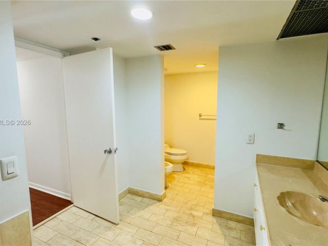 Квартира в аренду номерA-3242 - фото 7433905