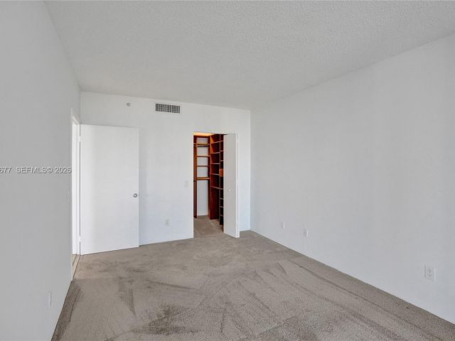 Продажа квартиры #2310 - фото 7277958