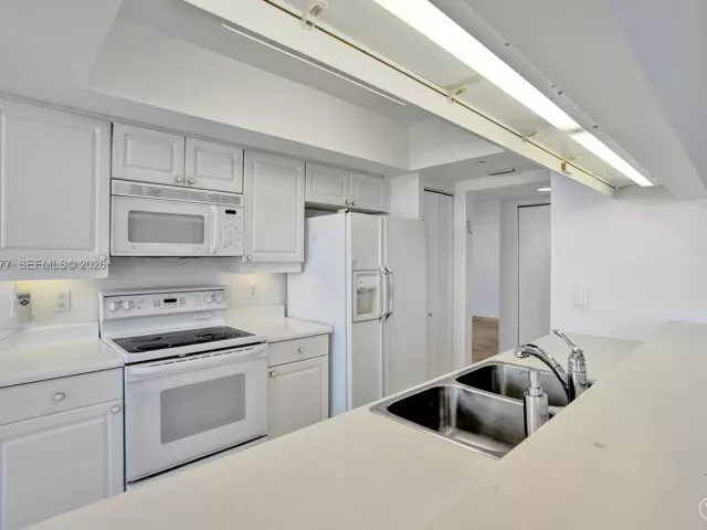 Продажа квартиры #2310 - фото 7277966