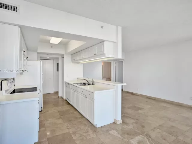 Продажа квартиры #2310 - фото 7277972