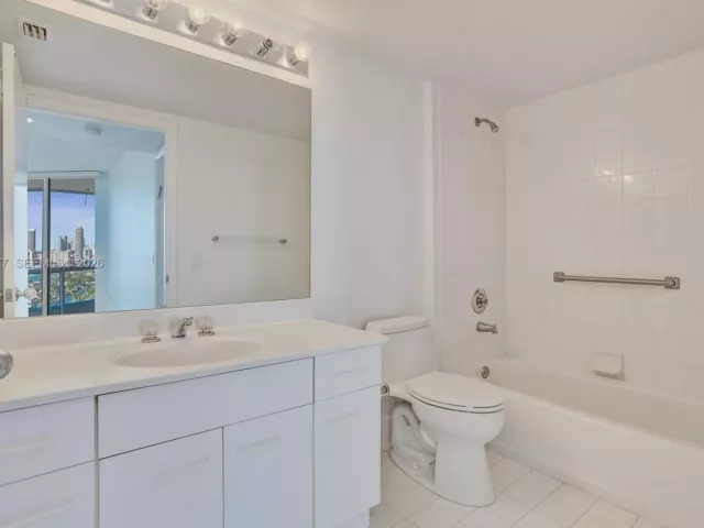 Продажа квартиры #2310 - фото 7277954