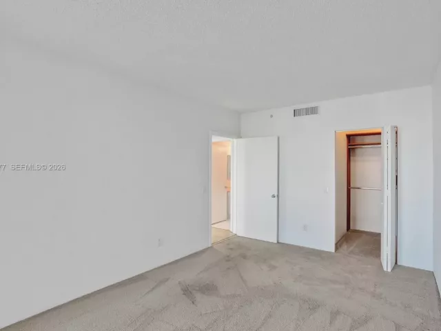 Продажа квартиры #2310 - фото 7277961