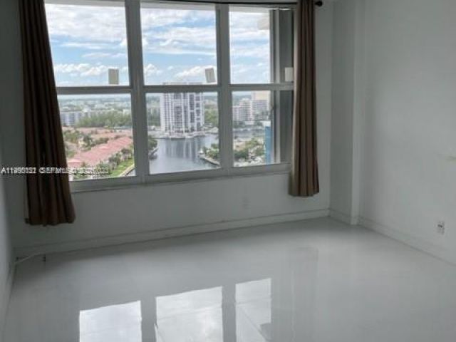 Квартира в аренду номер1725 - фото 7446997