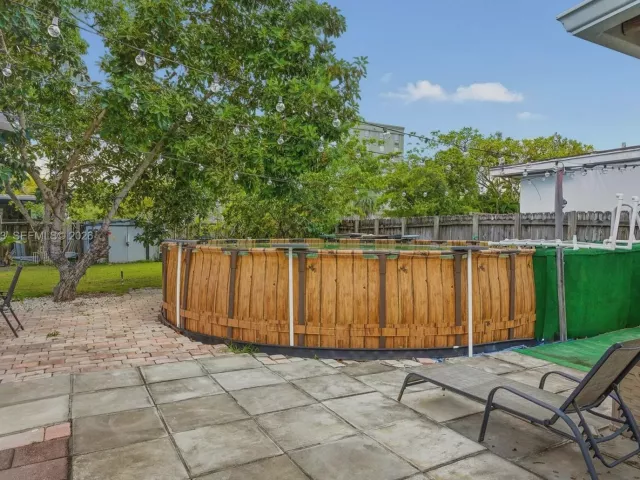 Дом в аренду по адресу 104 SW 40th Ave 0 - фото 7278955