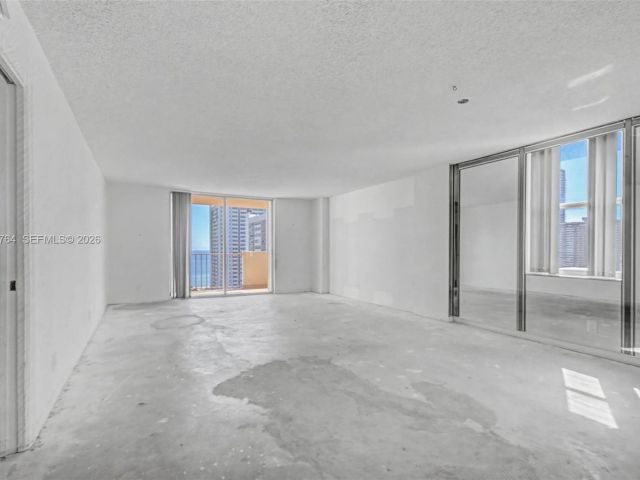 Продажа квартиры #14M - фото 7434016