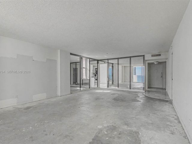 Продажа квартиры #14M - фото 7434019