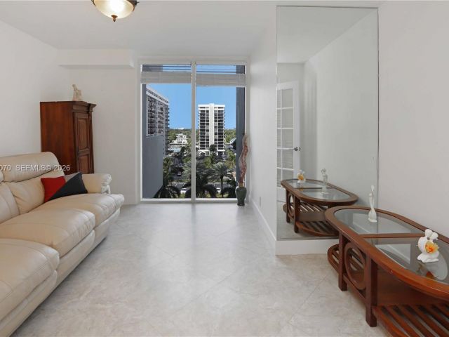 Продажа квартиры #727 - фото 7285354