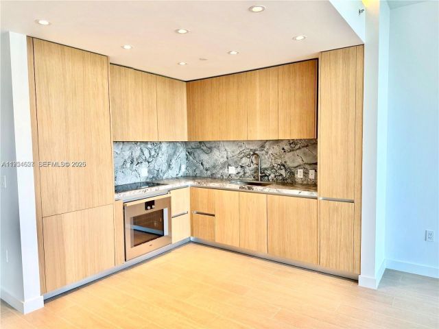 Продажа квартиры #1208 - фото 7286331