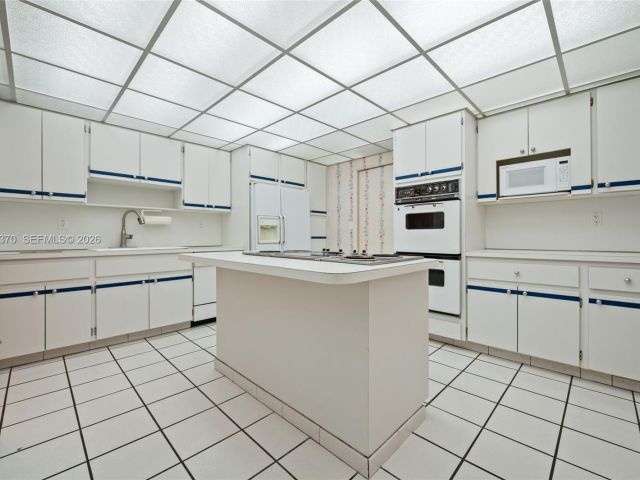 Продажа квартиры #909 - фото 7343058