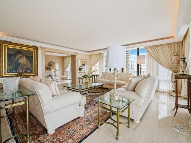 Продажа квартиры #909 - фото 7343060