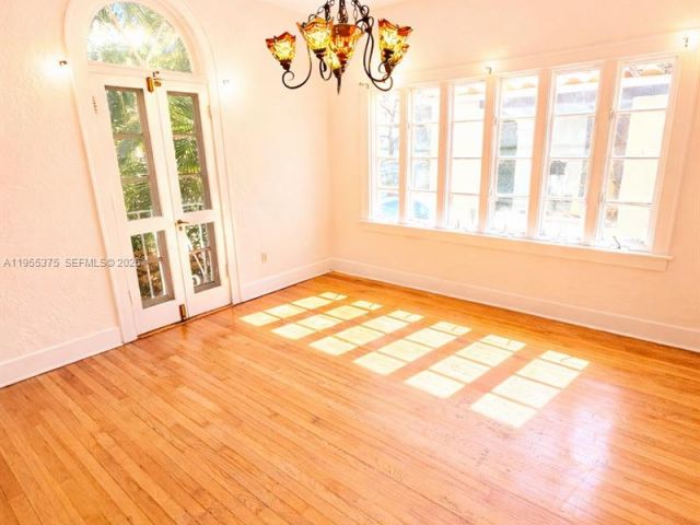 Дом в аренду по адресу 1306 Madrid St - фото 7375717