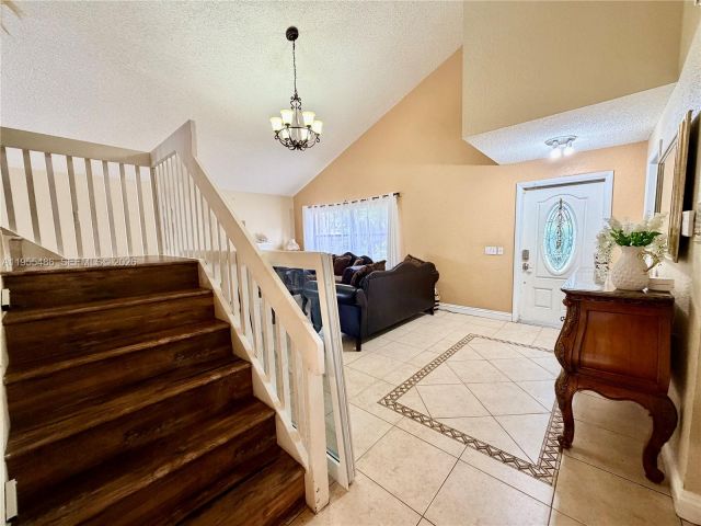 Дом в аренду по адресу 2865 Begonia Way 0 - фото 7286964