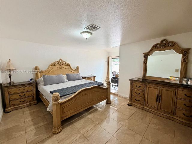 Дом в аренду по адресу 2865 Begonia Way 0 - фото 7286978