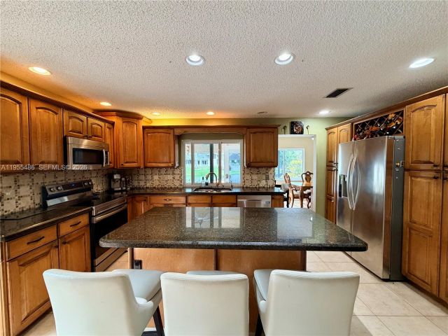 Дом в аренду по адресу 2865 Begonia Way 0 - фото 7286989